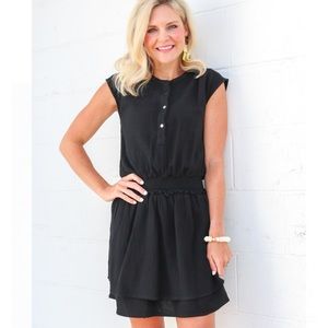 bishop + young NWT Women’s Kelley Smock Dress in Black / Size Medium